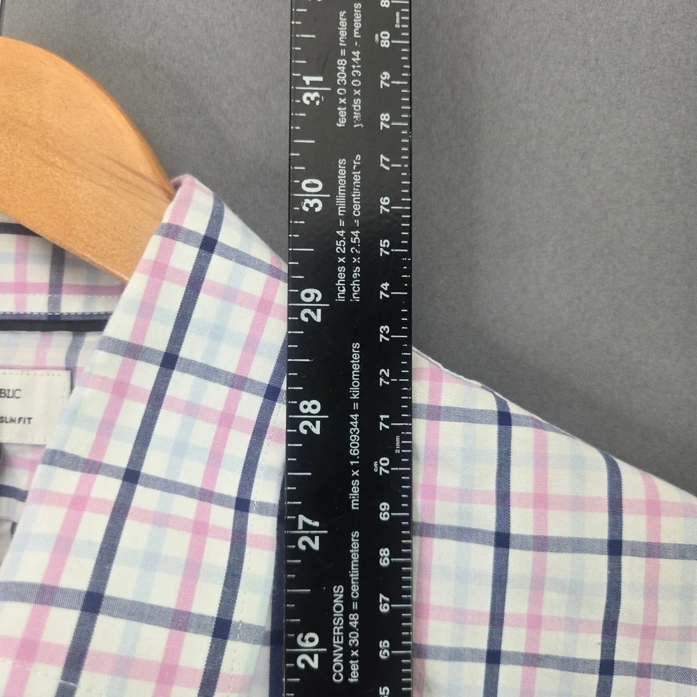 Banana Republic Shirt Mens M Slim Fit Wrinkle Resistant Plaid Button Up Pink Blu